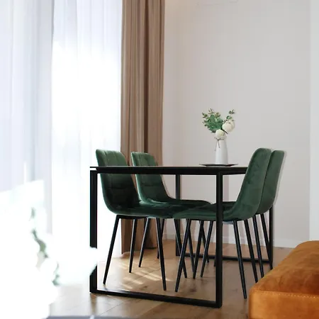 Appartement Lindi's 8/4 *