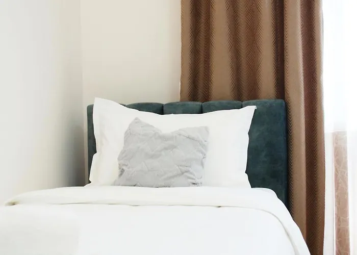 Lindi's 8/4 شقة *